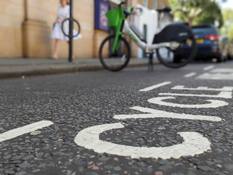 Rental e-bikes park up in Kensington and Chelsea